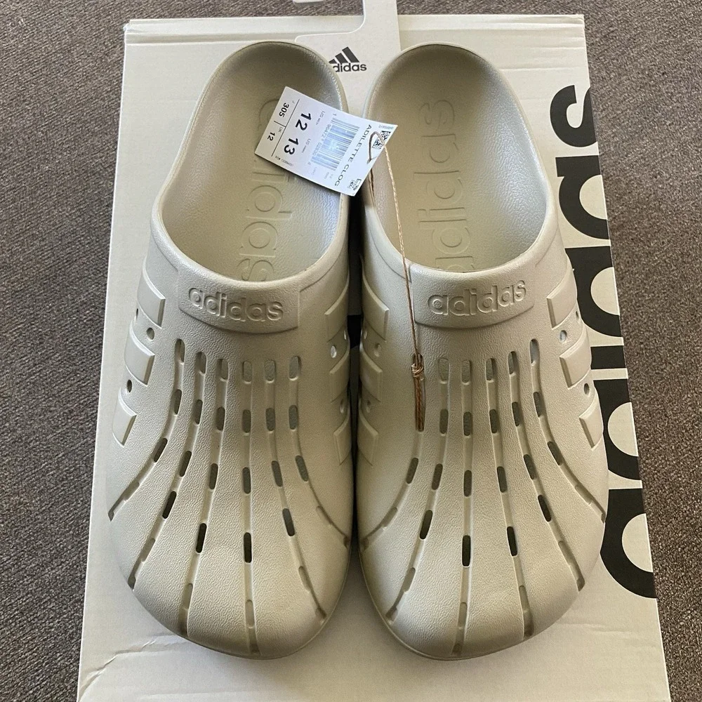 Adidas Men's Adilette Clog Shoes Men's Size 12 Gray Slides Sandals Tan IF8653